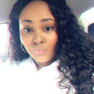 Meet your Posher, Yvonne